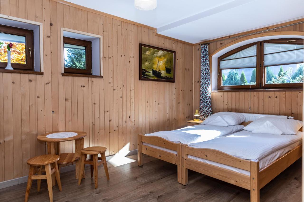 Domy Sywarne Z Sauna I Widokiem Na Gory コシチェリスコ エクステリア 写真
